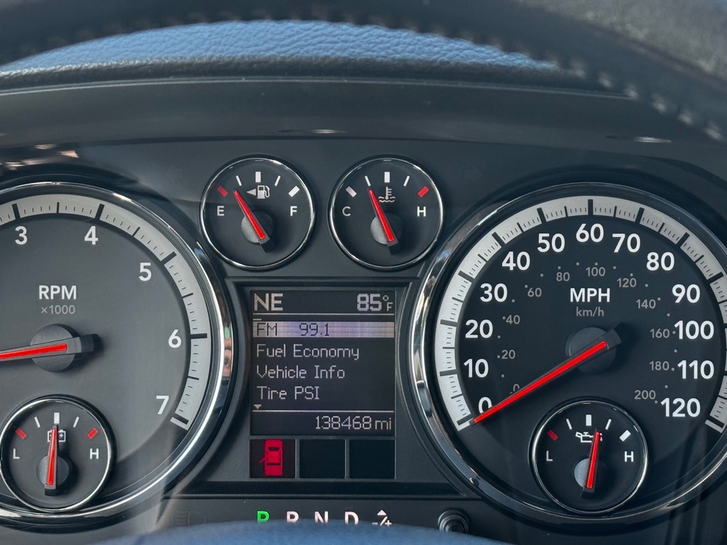 Dodge Ram 1500 2WD Crew Cab 140.5" Sport 2010 Dodge Ram 1500 2WD Crew Cab 140.5" Sport 2010