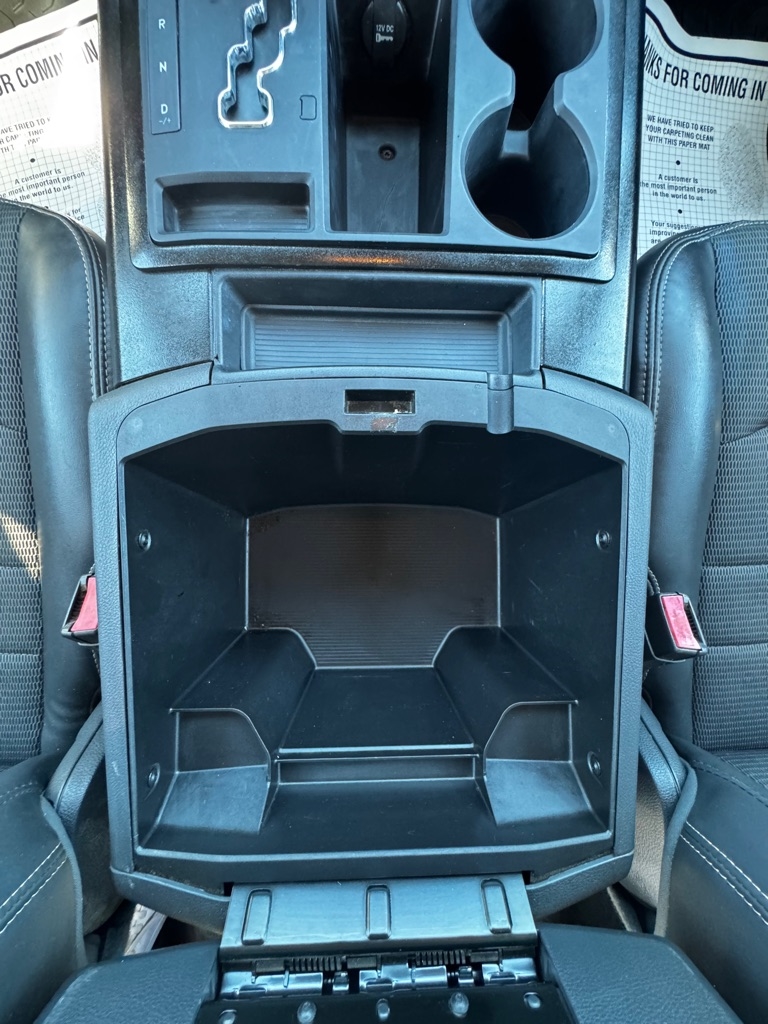 Dodge Ram 1500 2WD Crew Cab 140.5" Sport 2010 Dodge Ram 1500 2WD Crew Cab 140.5" Sport 2010