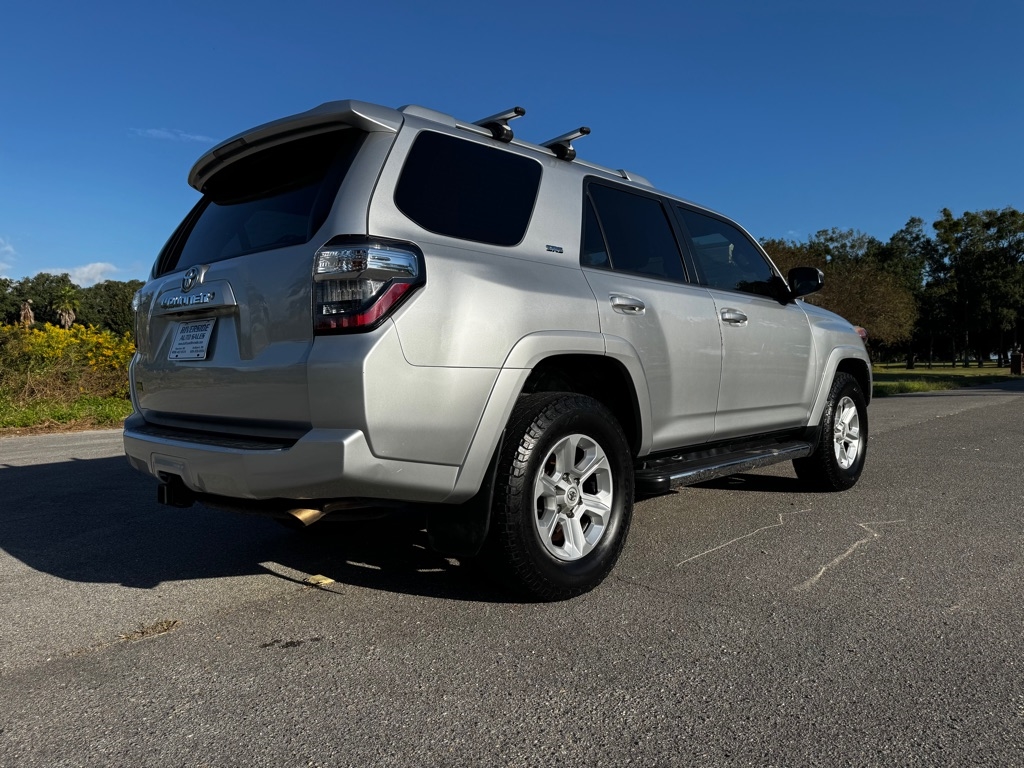 Toyota 4Runner SR5 2WD 2018