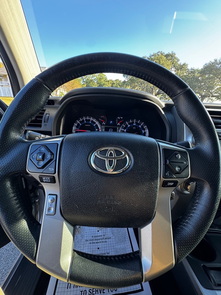 Toyota 4Runner SR5 2WD 2018