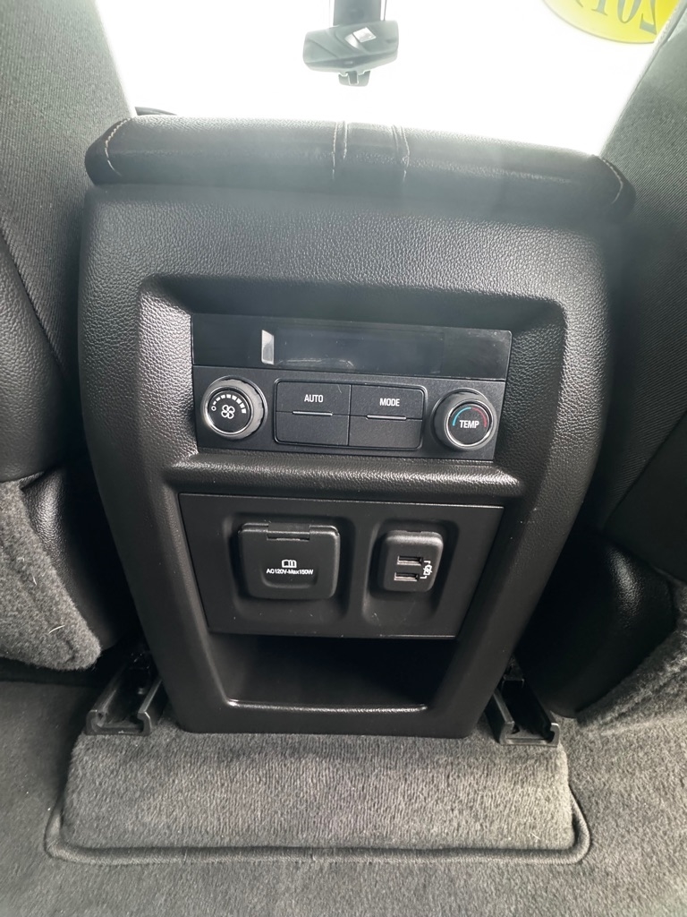 Chevrolet Traverse FWD 4dr LT Leather w/3LT 2019