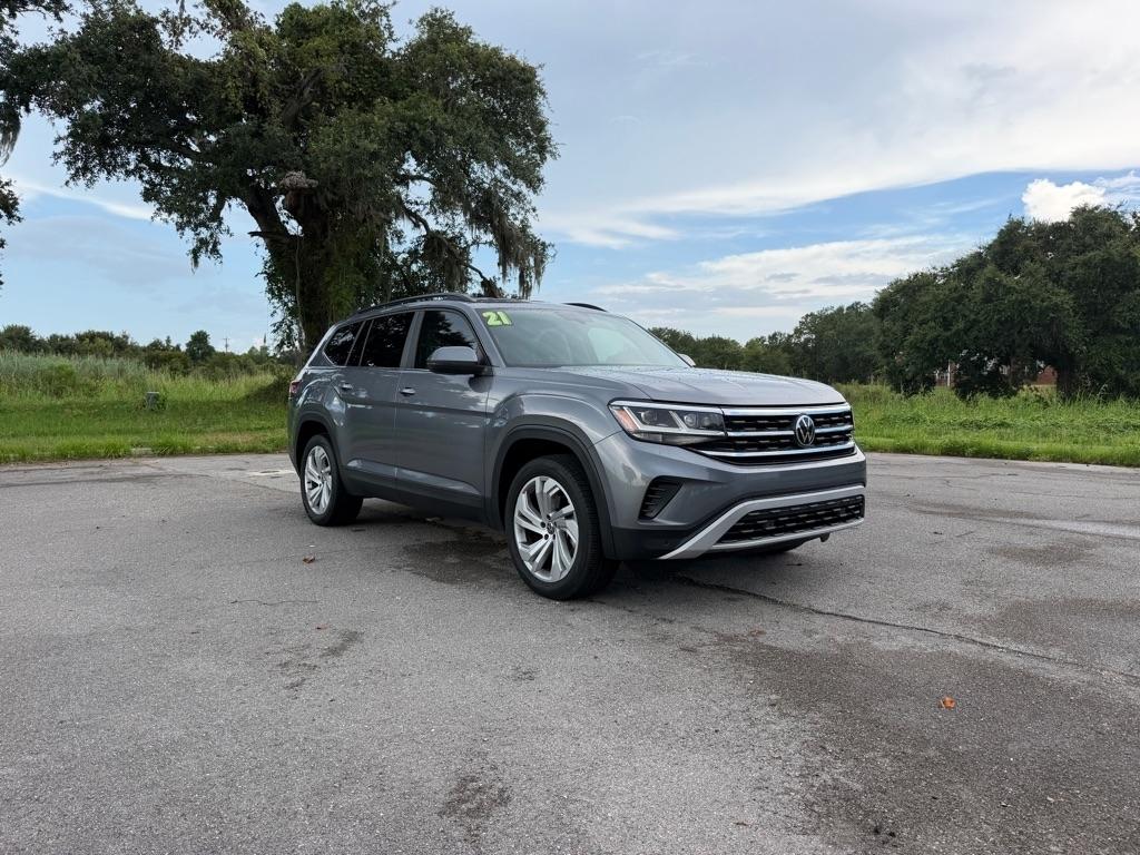 Volkswagen Atlas 3.6L V6 SE w/Technology FWD *Ltd Avail* 2021