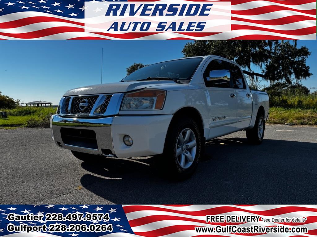 2011 Nissan Titan 2WD Crew Cab SWB SV
