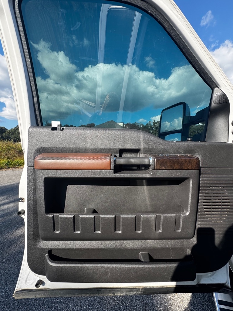 Ford Super Duty F-250 SRW 4WD Crew Cab 156" Platinum 2015