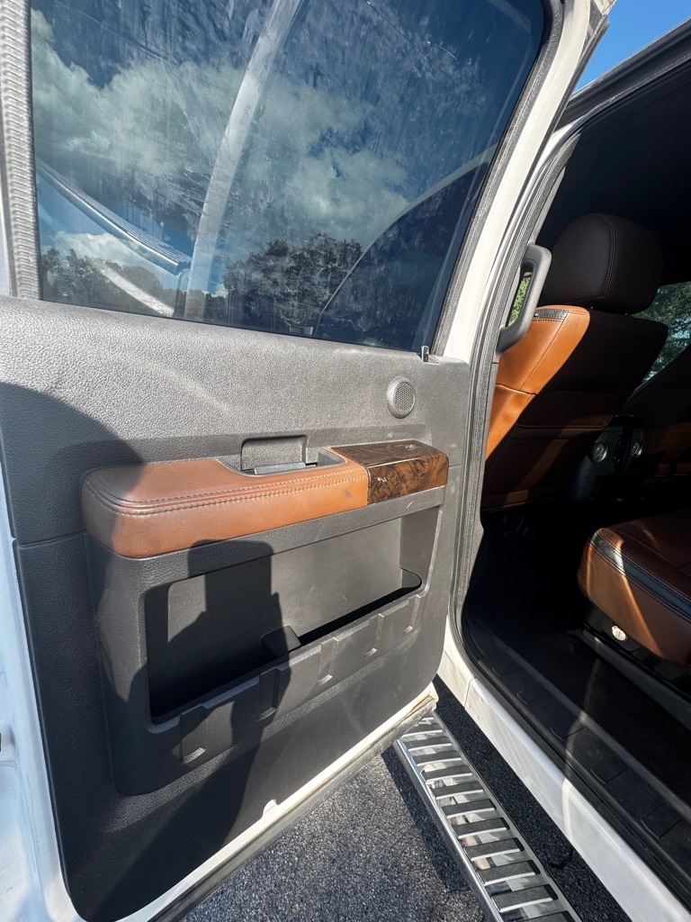 Ford Super Duty F-250 SRW 4WD Crew Cab 156" Platinum 2015