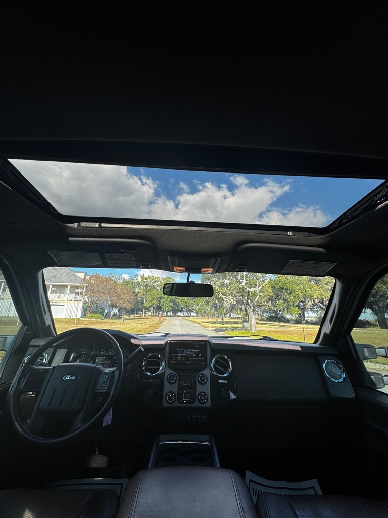 Ford Super Duty F-250 SRW 4WD Crew Cab 156" Platinum 2015