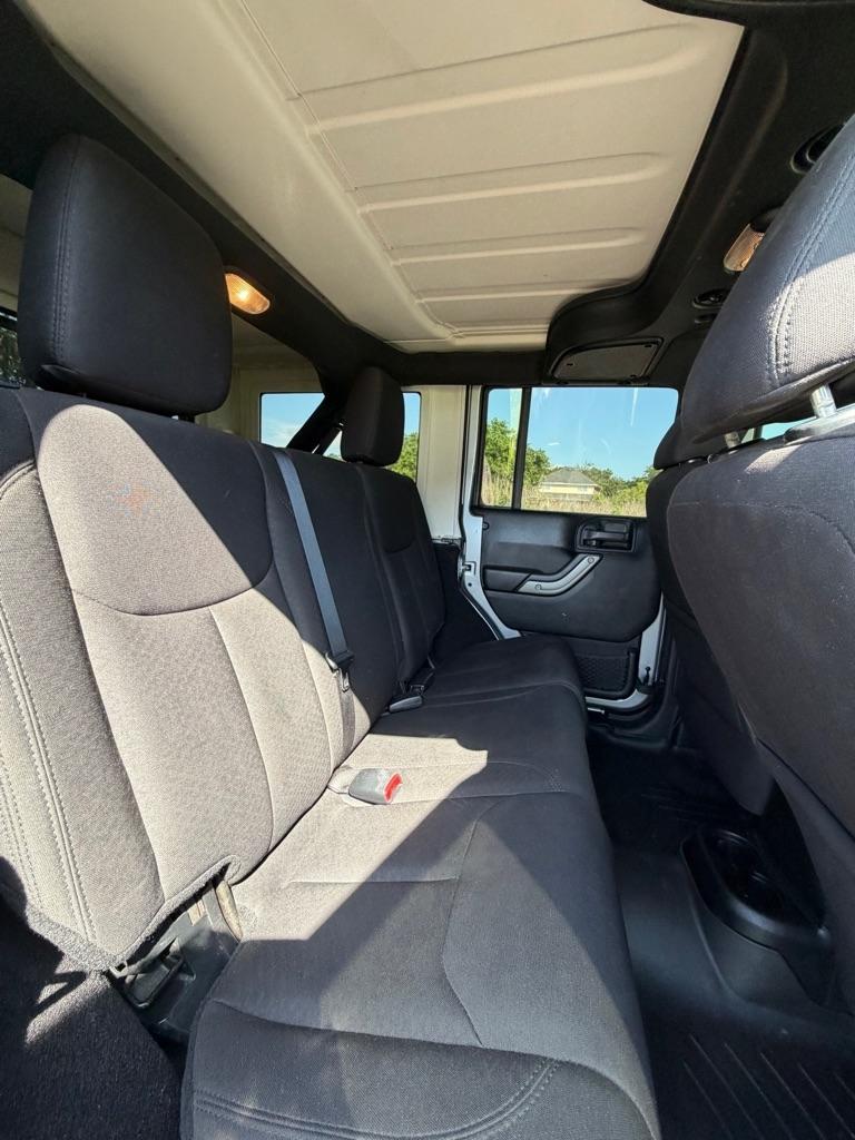 Jeep Wrangler Unlimited 4WD 4dr Sport 2016