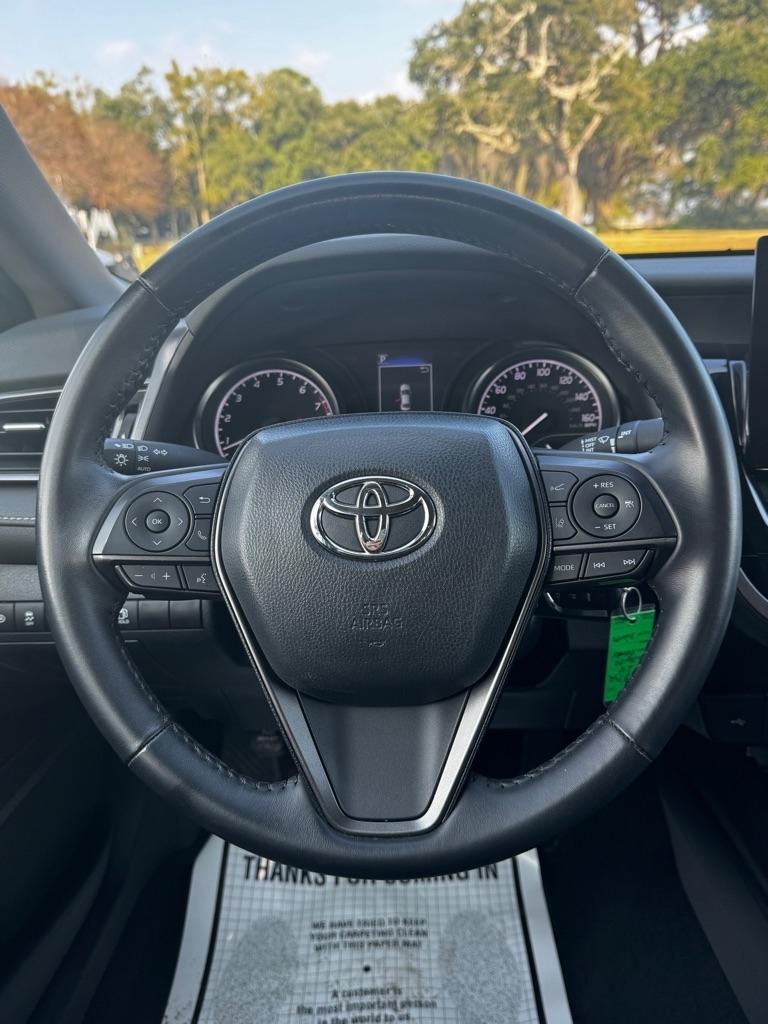 Toyota Camry  2024