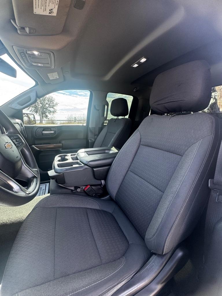 Chevrolet Silverado 1500 4WD Double Cab 147" LT 2020