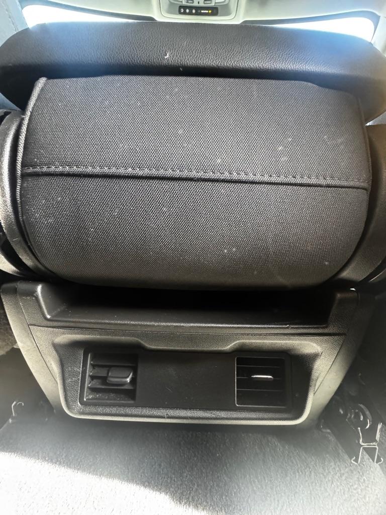 Chevrolet Silverado 1500 4WD Double Cab 147" LT 2020