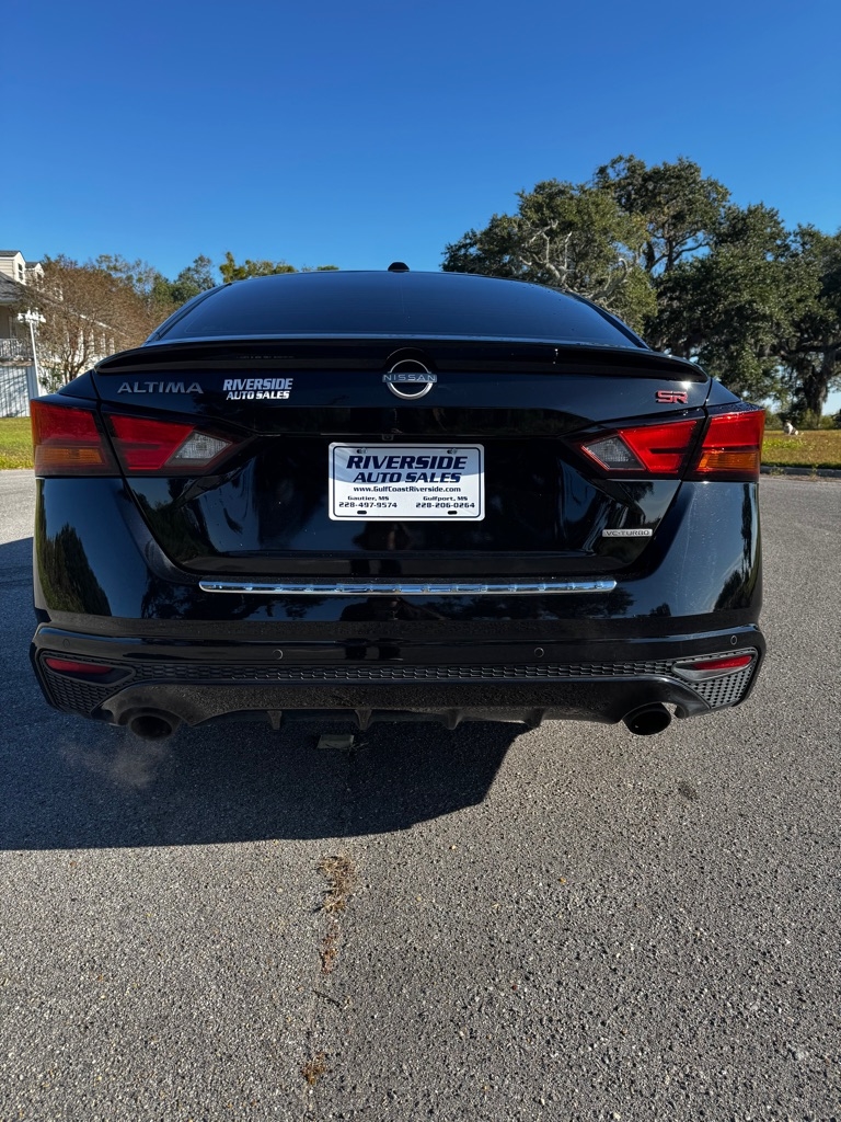 Nissan Altima 2.0 SR Sedan 2023