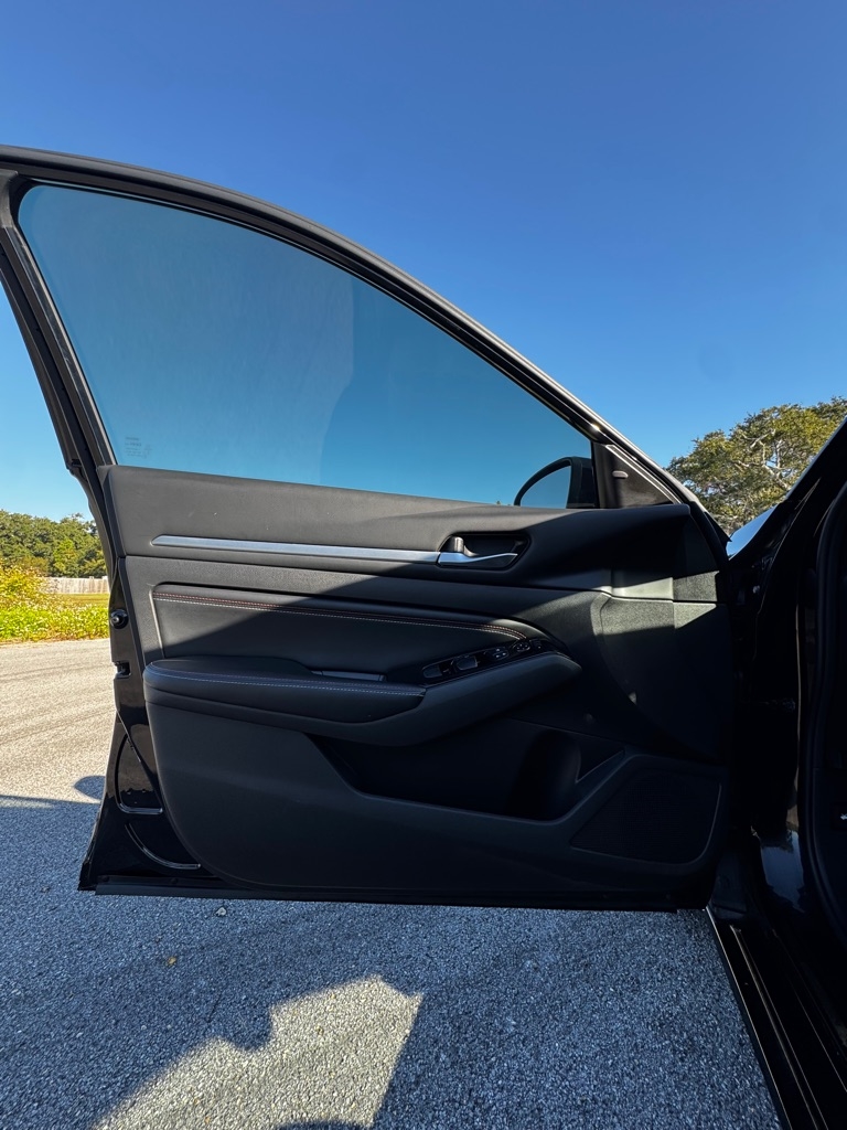 Nissan Altima 2.0 SR Sedan 2023