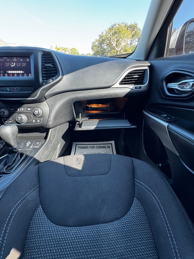 Jeep Cherokee Latitude FWD 2020