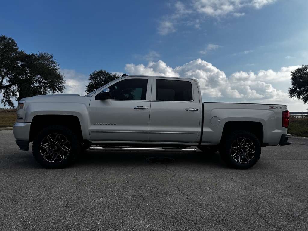 Chevrolet Silverado 1500 4WD Crew Cab 143.5" LTZ w/2LZ 2016
