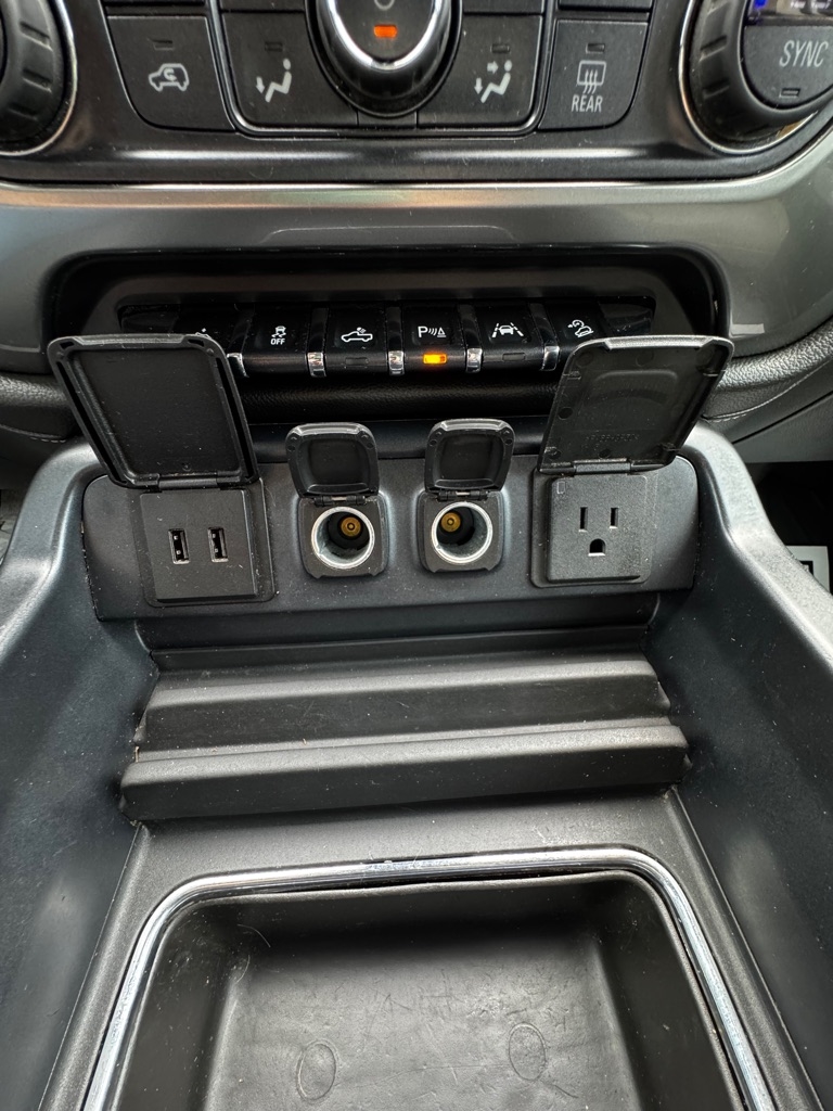 Chevrolet Silverado 1500 4WD Crew Cab 143.5" LTZ w/2LZ 2016