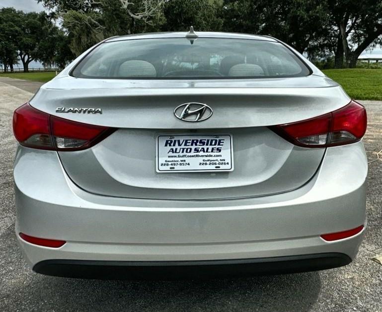 Hyundai Elantra 4dr Sdn Auto SE (Alabama Plant) 2016