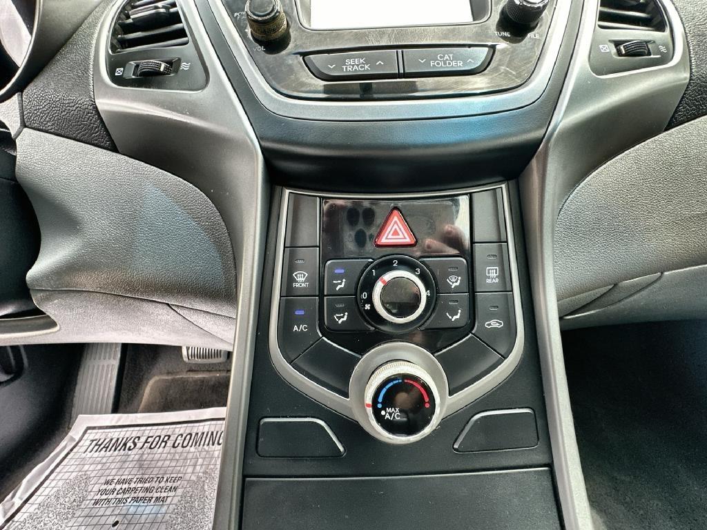 Hyundai Elantra 4dr Sdn Auto SE (Alabama Plant) 2016