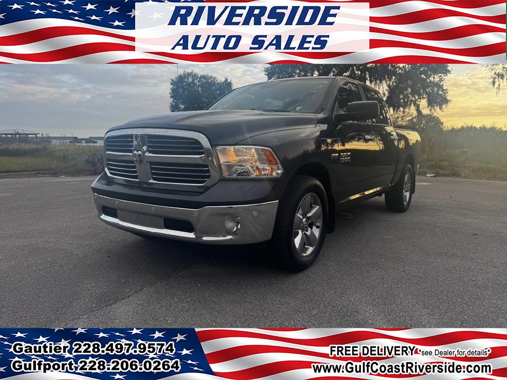 2014 RAM 1500 2WD Crew Cab 140.5" Big Horn