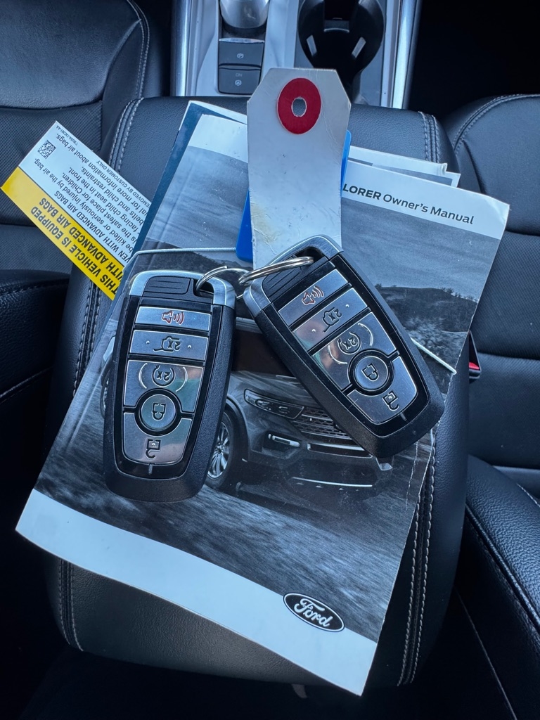 Ford Explorer Limited RWD 2022