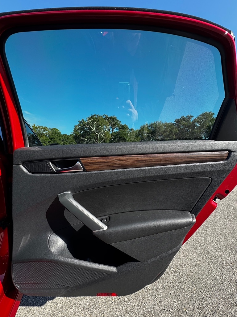 Volkswagen Passat 2.0T Limited Edition Auto 2022