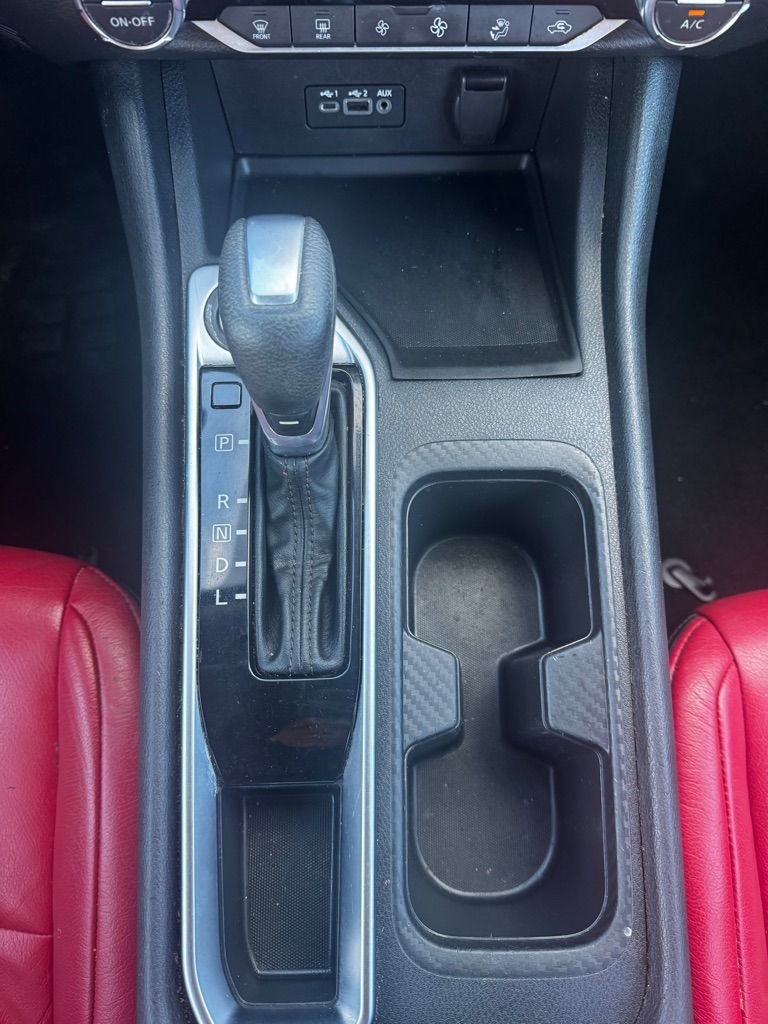 Nissan Sentra SV CVT 2021