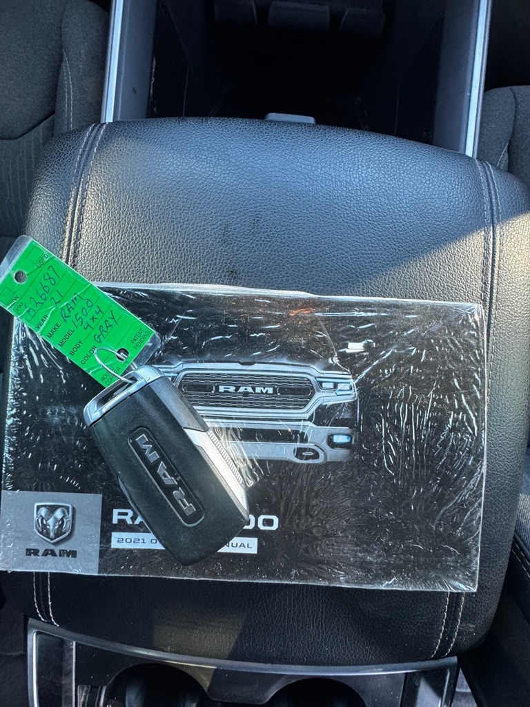 RAM 1500  2021