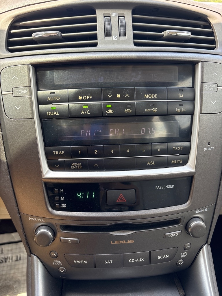 Lexus IS 250 4dr Sport Sdn Man RWD 2010