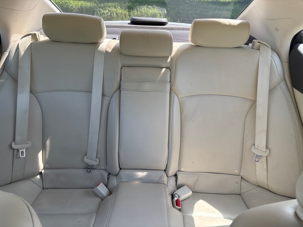 Lexus IS 250 4dr Sport Sdn Man RWD 2010