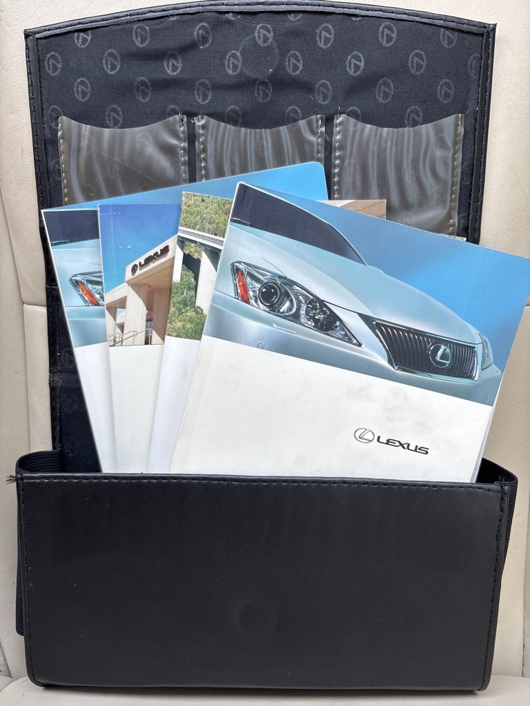 Lexus IS 250 4dr Sport Sdn Man RWD 2010