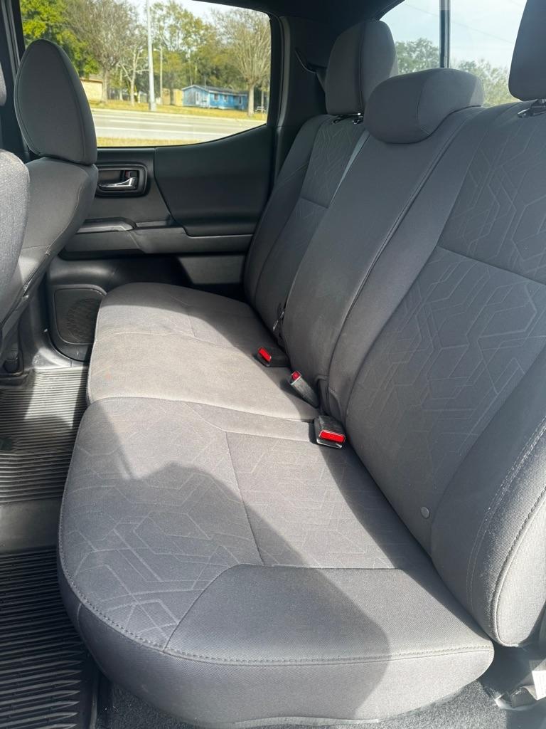 Toyota Tacoma SR5 Double Cab 5' Bed V6 4x2 AT (Natl) 2018