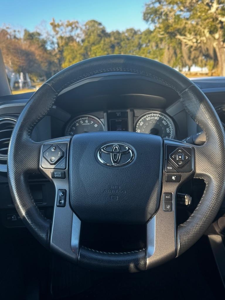 Toyota Tacoma SR5 Double Cab 5' Bed V6 4x2 AT (Natl) 2018