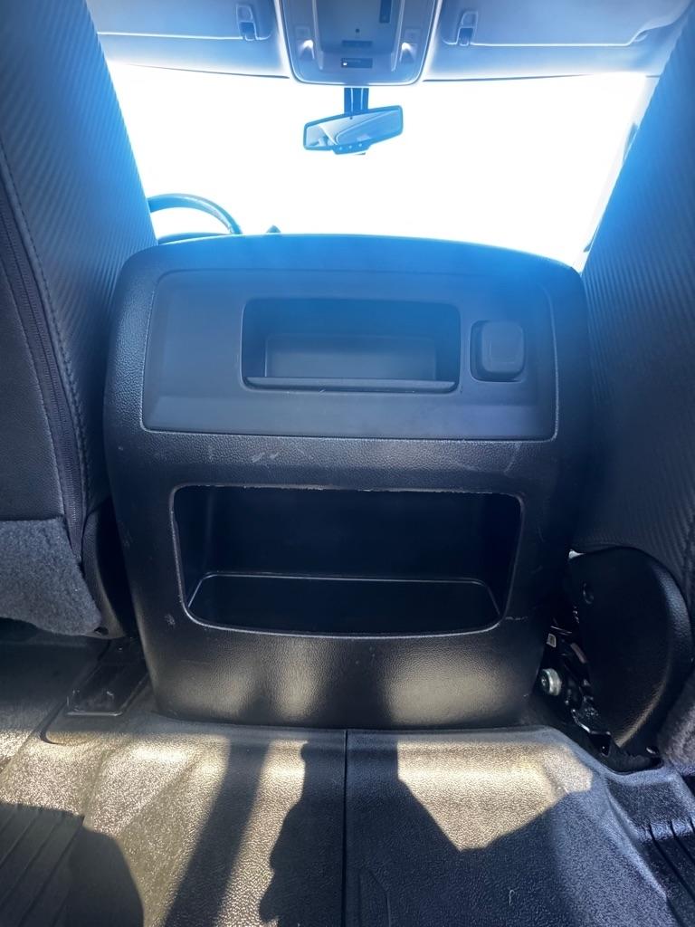 GMC Sierra 1500 4WD Crew Cab 143.5" SLT 2017