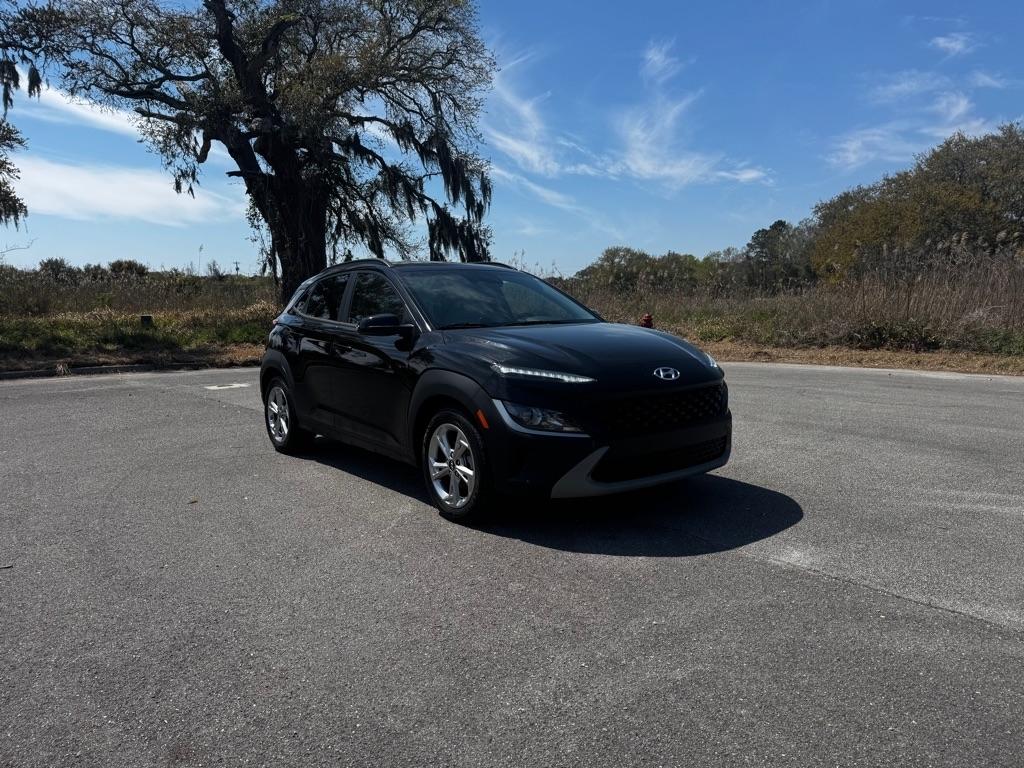 Hyundai Kona SEL Auto FWD 2022