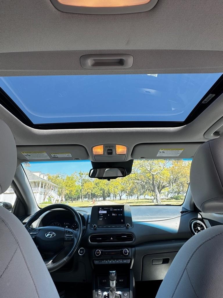 Hyundai Kona SEL Auto FWD 2022