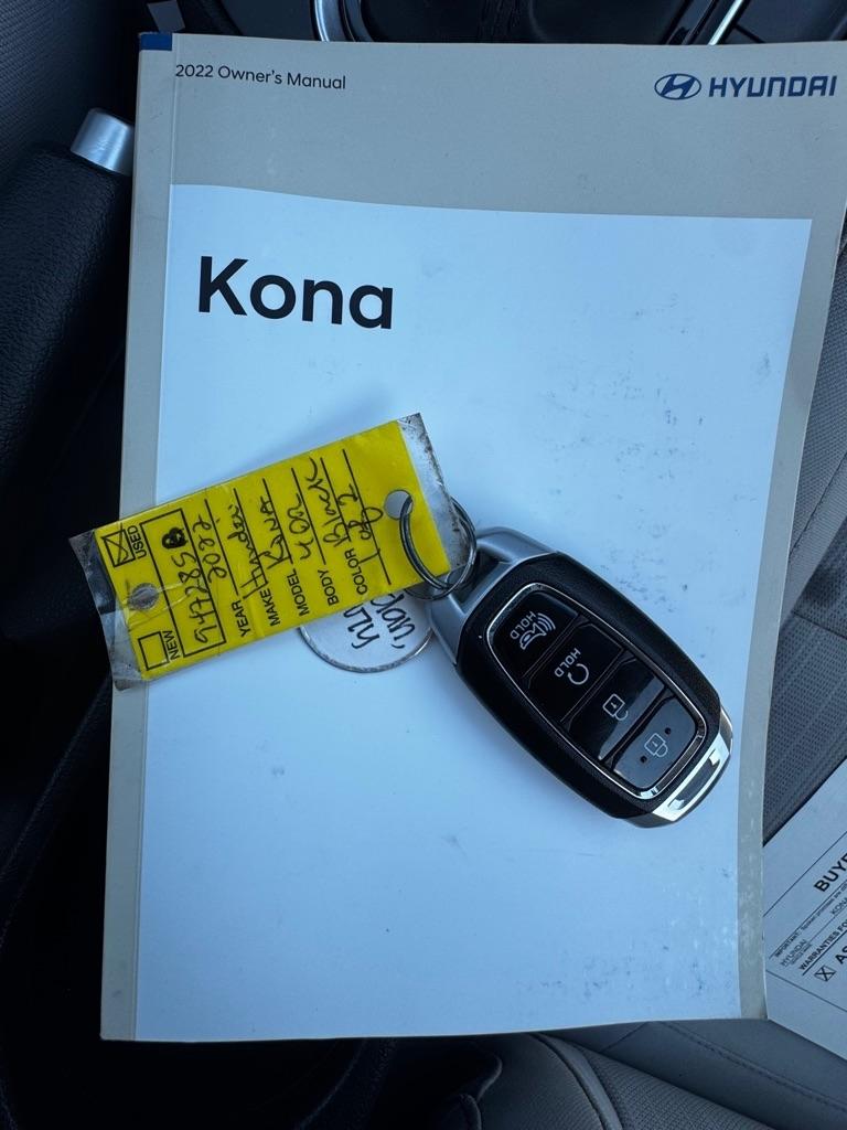 Hyundai Kona SEL Auto FWD 2022