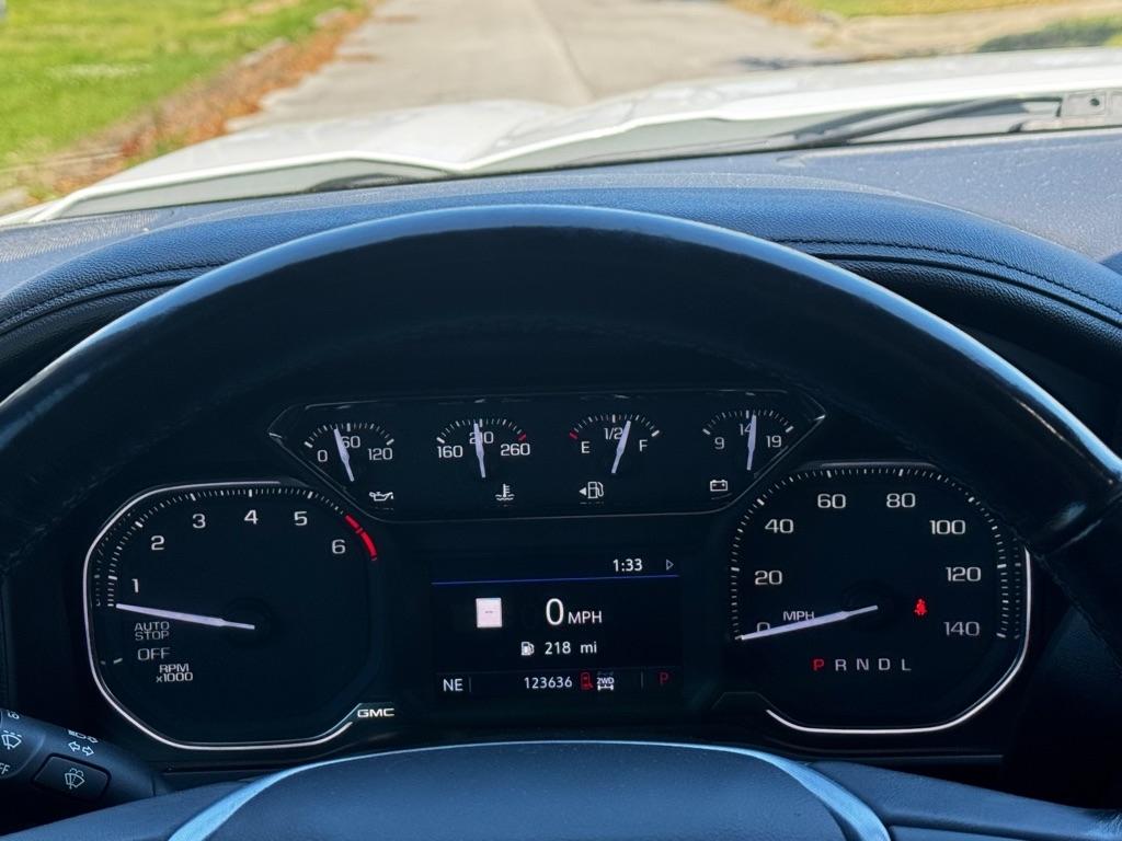 GMC Sierra 1500 4WD Crew Cab 147" SLT 2019