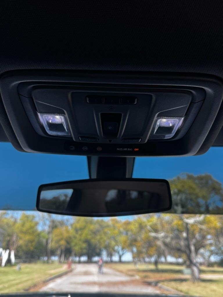 Chevrolet Silverado 1500 4WD Crew Cab 147" RST 2021