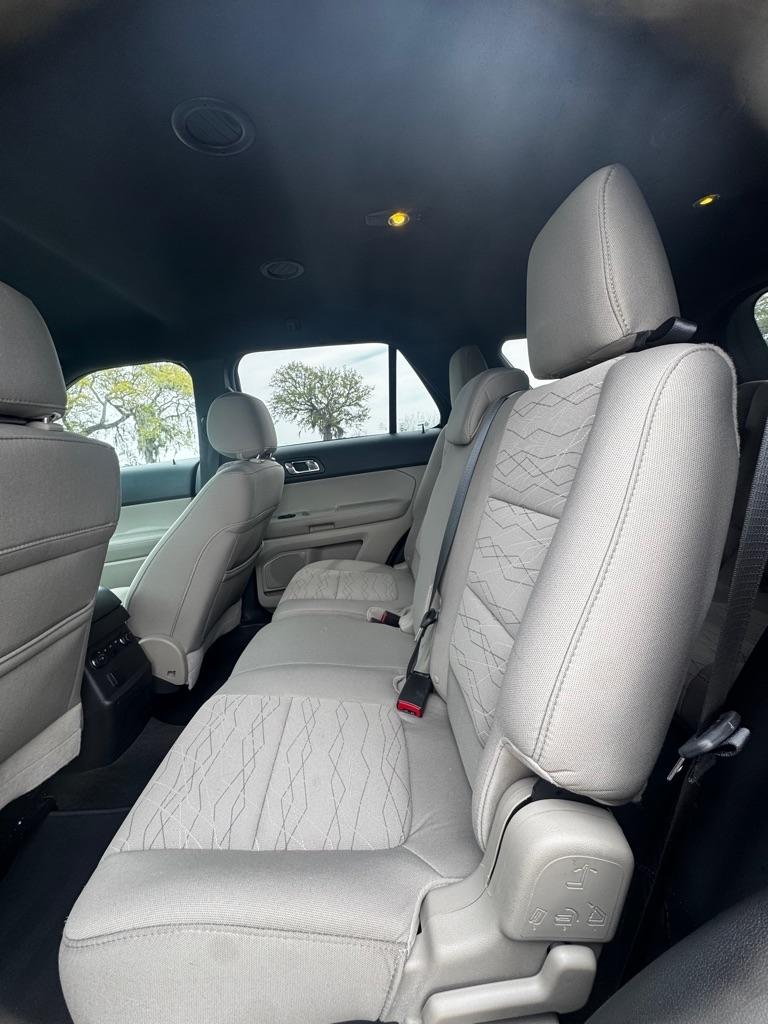 Ford Explorer FWD 4dr Base 2013