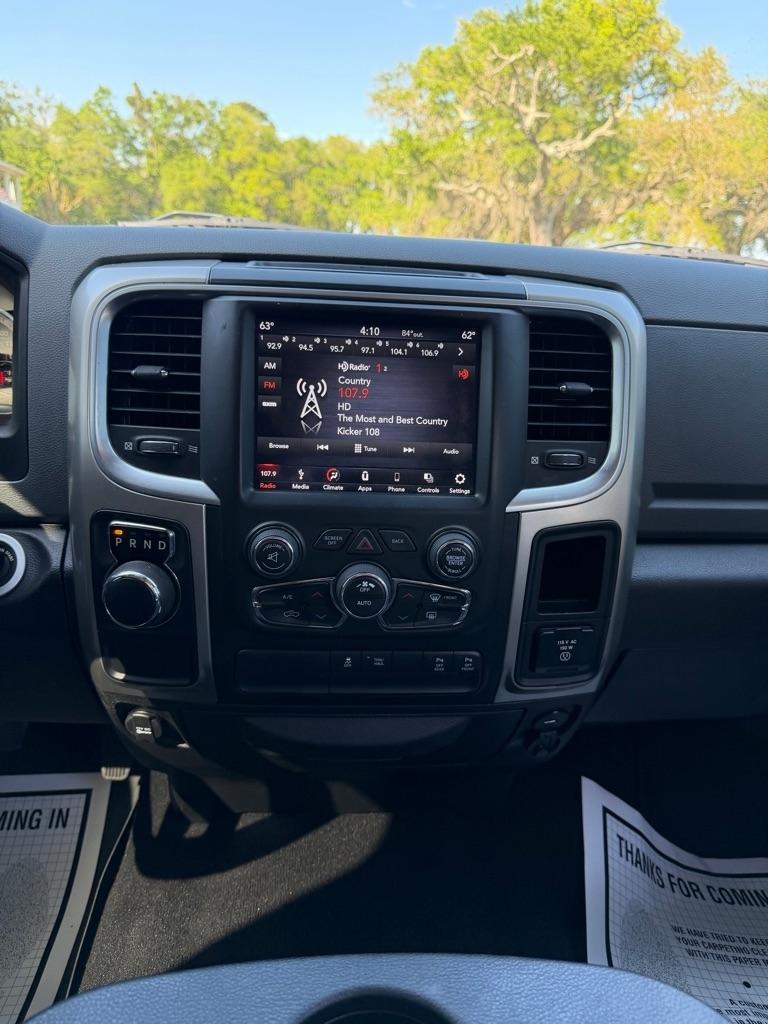 RAM 1500 Classic Big Horn 4x2 Crew Cab 6'4" Box 2019