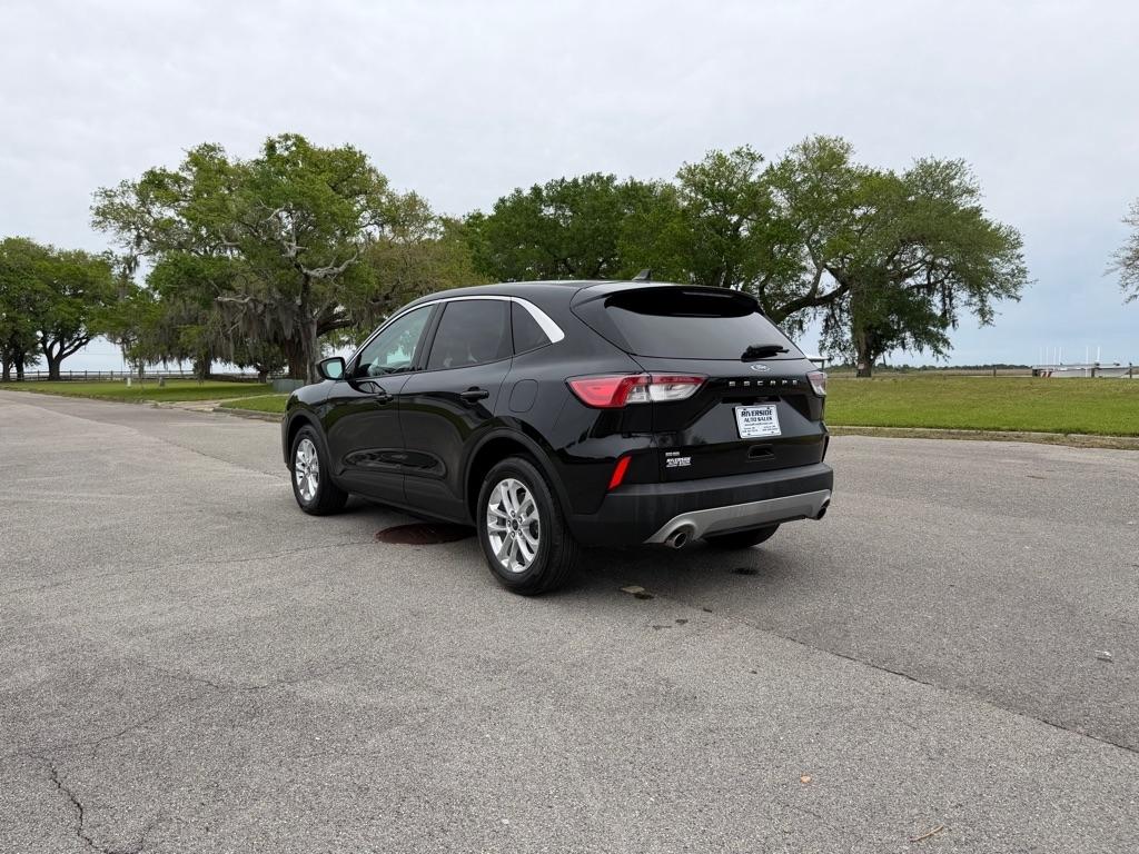 Ford Escape SE FWD 2022