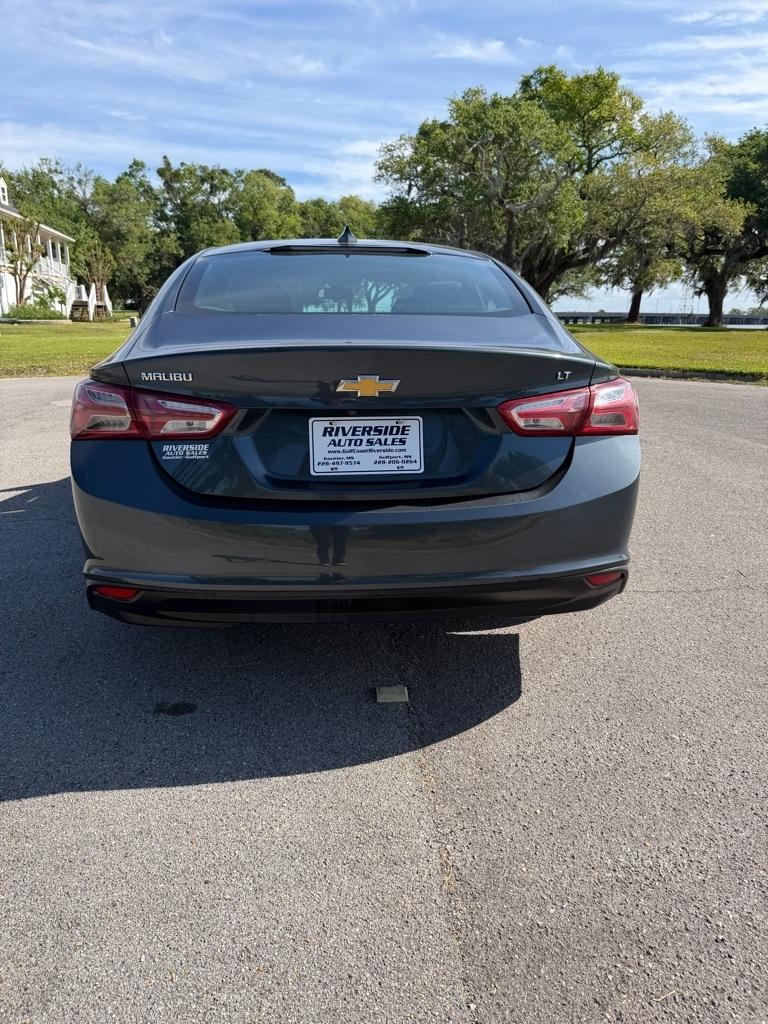 Chevrolet Malibu 4dr Sdn LT 2021