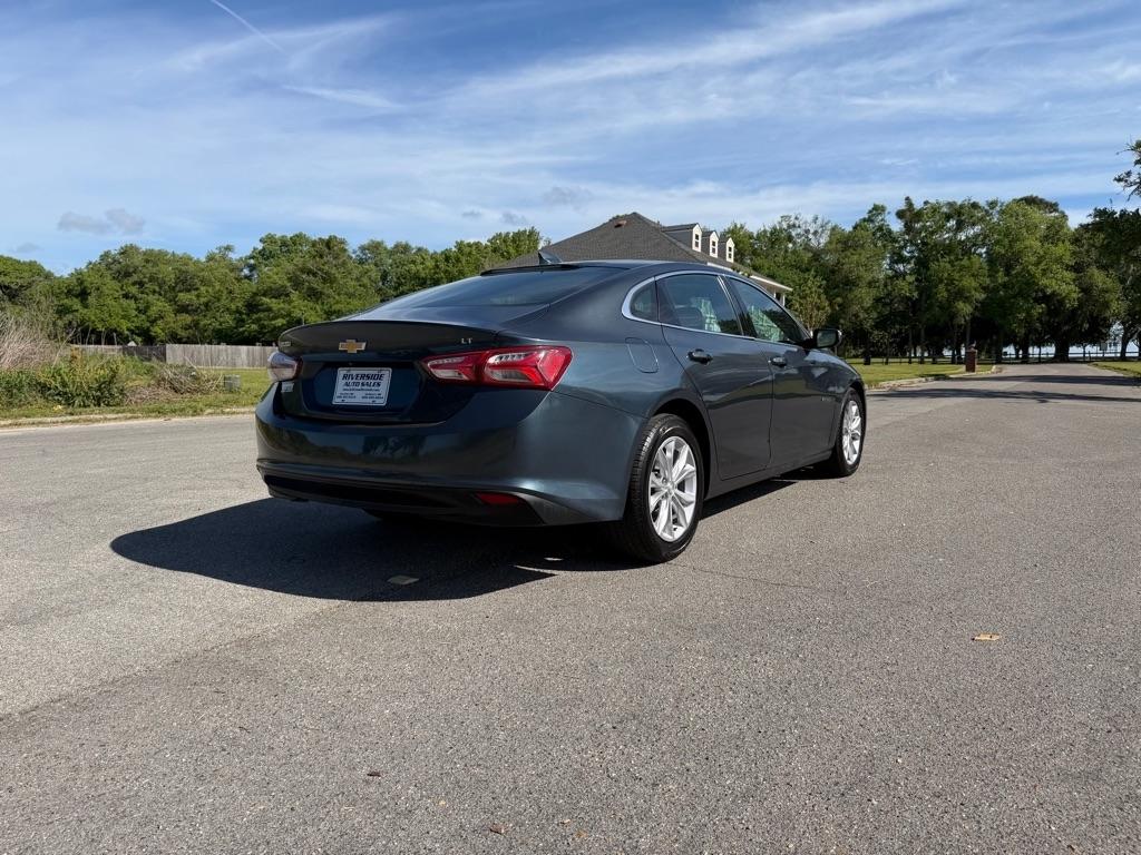 Chevrolet Malibu 4dr Sdn LT 2021
