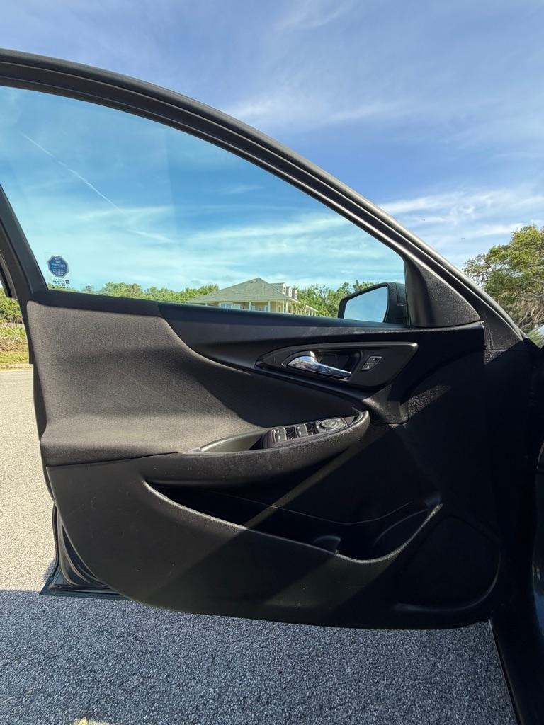 Chevrolet Malibu 4dr Sdn LT 2021