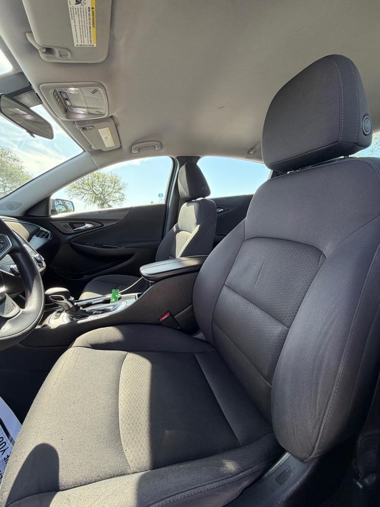 Chevrolet Malibu 4dr Sdn LT 2021