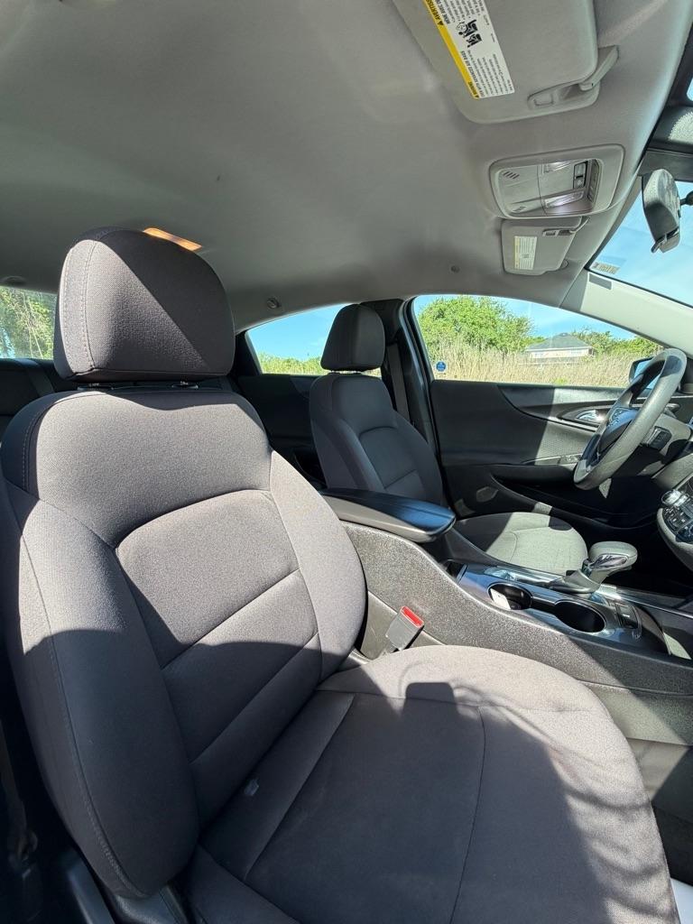 Chevrolet Malibu 4dr Sdn LT 2021