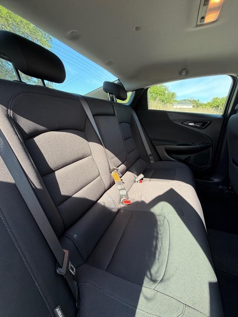 Chevrolet Malibu 4dr Sdn LT 2021