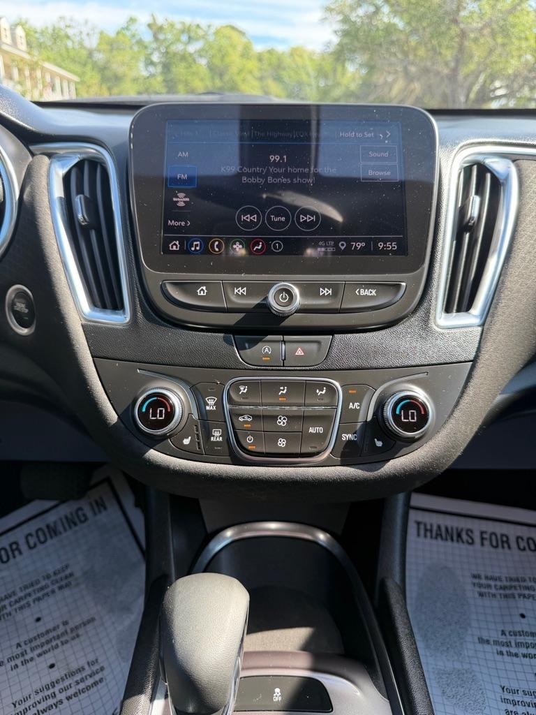 Chevrolet Malibu 4dr Sdn LT 2021