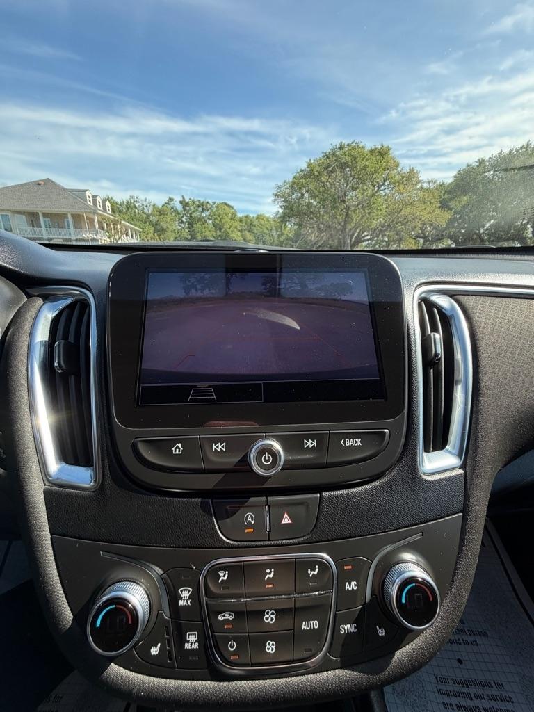 Chevrolet Malibu 4dr Sdn LT 2021