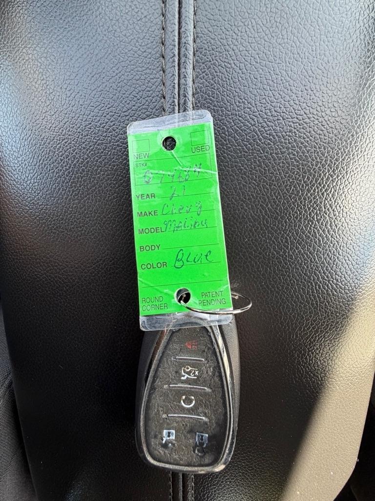 Chevrolet Malibu 4dr Sdn LT 2021