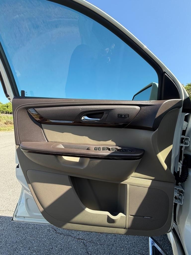 GMC Acadia FWD 4dr Denali 2014